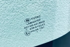 Предно стъкло SUBARU IMPREZA GK GT XV 2016- АНТЕНА+КАМЕРА+СЕНЗОР+ОТОПЛЕНИЕ-3 на ниска цена