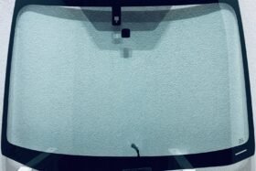 Предно стъкло SUBARU IMPREZA VX 2011- WRX LEVORG 2014- СЕНЗОР+НАГРЕВАТЕЛ на ниска цена