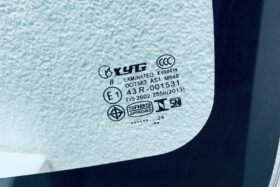 ПРЕДНО СТЪКЛО SUZUKI JIMNY SN413 1998--3 на ниска цена