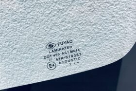 Предно стъкло SUZUKI VITARA 5D 2015- АКУСТИЧНО-3 на ниска цена