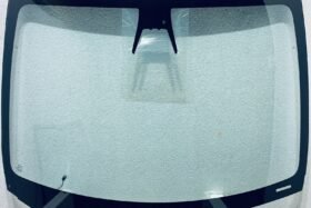 Предно стъкло TESLA Y СЕДАН 2021 - АКУСТИКА + КАМЕРА + СЕНЗОР РАЗПРОДАЖБА на ниска цена