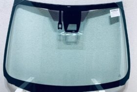 Предно стъкло TOYOTA AURIS II 2012- АКУСТИКА+КАМЕРА+СЕНЗОР на ниска цена