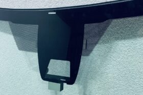 ПРЕДНО СТЪКЛО TOYOTA AURIS II E180 2012- КАМЕРА-2 на ниска цена