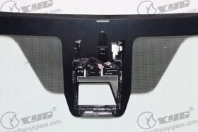 ПРЕДНО СТЪКЛО TOYOTA AVENSIS 2017-2018 СЪС КАМЕРА-2 на ниска цена