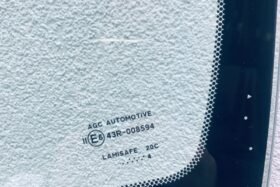 Предно стъкло TOYOTA AYGO 3/5D 2017- СЕНЗОР-3 на ниска цена