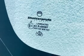 Предно стъкло TOYOTA COROLLA IX 2002-2007 АКУСТИЧНО-3 на ниска цена