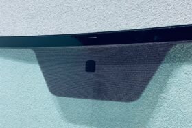 Предно стъкло TOYOTA COROLLA VERSO 2009- АКУСТИЧНО + ПРОМОЦИЯ-2 на ниска цена