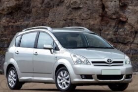 ПРЕДНО СТЪКЛО TOYOTA COROLLA VERSO II 2004-2009 СЕНЗОР-3 на ниска цена