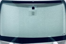 Предно стъкло TOYOTA HILUX 2016- на ниска цена