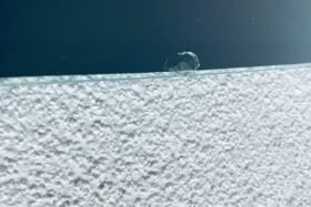 Предно стъкло TOYOTA IQ 3D 2009- АКУСТИЧНО + СЕНЗОР-4 на ниска цена