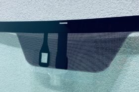 Предно стъкло TOYOTA RAV4 2006-2013 АКУСТИКА+СЕНЗОР+ОРИГИНАЛ-2 на ниска цена