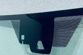 Предно стъкло TOYOTA RAV4 2019- АКУСТИКА+КАМЕРА+СЕНЗОР-2 на ниска цена