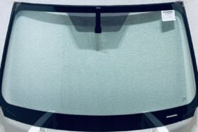 Предно стъкло TOYOTA RAV4 XA40 5D 2013- на ниска цена