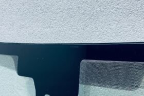 Предно стъкло TOYOTA TACOMA 2018 - КАМЕРА-2 на ниска цена