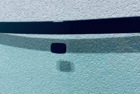 Предно стъкло TOYOTA YARIS I 2001-2005 Държач за огледало - САНКИ-2 на ниска цена