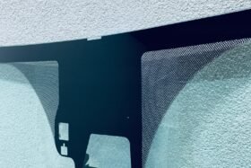 Предно стъкло TOYOTA YARIS III 2016-2020 АКУСТИКА+КАМЕРА+СЕНЗОР-2 на ниска цена