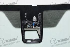 ПРЕДНО СТЪКЛО TOYOTA YARIS USA VERSION / VITZ 2017- С КАМЕРА-2 на ниска цена