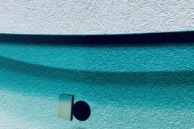 ПРЕДНО СТЪКЛО VOLKSWAGEN GOLF III/VENTO 1994-1997-2 на ниска цена