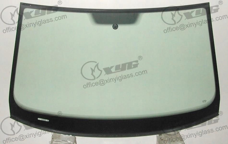 ПРЕДНО СТЪКЛО VOLKSWAGEN JETTA 2005-2010 / GOLF V/VI КОМБИ 2007-2013 MB 18C на ниска цена