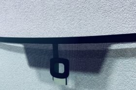 ПРЕДНО СТЪКЛО VOLKSWAGEN PASSAT B6 2005-2010 СЕНЗОР + ОГРЯВАНО-2 на ниска цена