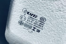 ПРЕДНО СТЪКЛО VOLKSWAGEN POLO 9N3 2005-2009 9N 2002-2005 СЕНЗОР-3 на ниска цена