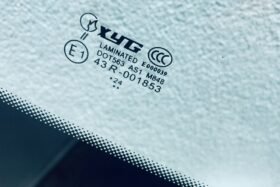 ПРЕДНО СТЪКЛО VOLKSWAGEN SCIROCCO III 2008- СЕНЗОР-3 на ниска цена