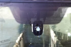 ПРЕДНО СТЪКЛО VOLKSWAGEN TOUAREG 2010- АКУСТИЧНО + СЕНЗОР-2 на ниска цена