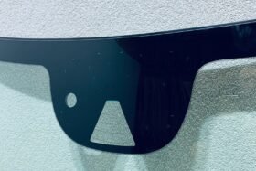 Предно стъкло VOLVO S60 V60 2018- АКУ+КАМ+СЕН+GPS-2 на ниска цена