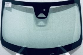 Предно стъкло VOLVO S60 V60 2022- АКУСТИКА+КАМЕРА СЕНЗОР+ОТОПЛЕНИЕ на ниска цена