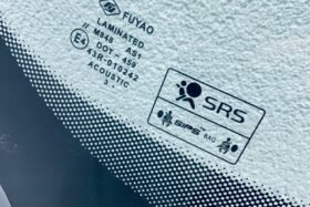 Предно стъкло VOLVO S80 V70 XC70 2006- АКУСТИКА+СЕНЗОР-3 на ниска цена