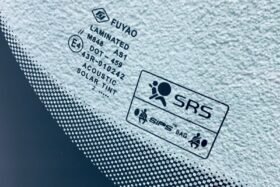 Предно стъкло VOLVO S80 V70 XC70 2011-06/12 SEN+CS-3 на ниска цена