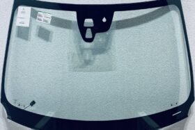 Предно стъкло VOLVO V40 CROSSCOUNTRY 2012-2019 СЕНЗОР+КАМЕРА+ОТОПЛЕНИЕ на ниска цена