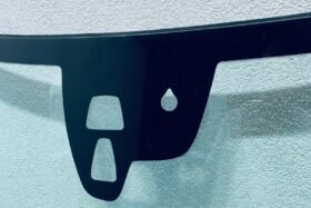 Предно стъкло VOLVO V40 CROSSCOUNTRY 2012- СЕНЗОР+КАМЕРА+ОТОПЛЕНИЕ-2 на ниска цена