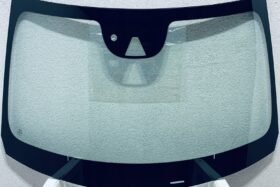 Предно стъкло VOLVO V60 S60 2018- АКУСТИКА+КАМЕРА+ДАТЧИК ЗА ОТОПЛЕНИЕ+ОРИГИНАЛ на ниска цена