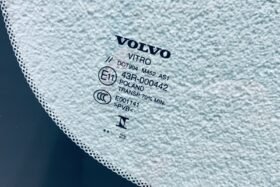 Предно стъкло VOLVO V60 S60 2018- КАМЕРА+СЕНЗОР+GPS+ОГРЯВАНЕ+OE-3 на ниска цена