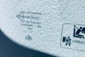 Предно стъкло VOLVO XC40 2020 - АКУСТИКА + КАМЕРА + СЕНЗОР-3 на ниска цена