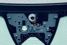 Предно стъкло VOLVO XC40 2020 - АКУСТИКА + КАМЕРА + СЕНЗОР-3 на ниска цена