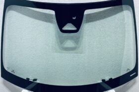 Предно стъкло VOLVO XC40 2020 - АКУСТИКА + КАМЕРА + СЕНЗОР + ОТОПЛЕНИЕ на ниска цена