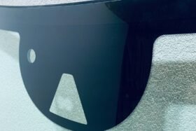 Предно стъкло VOLVO XC60 2016- АКУ+КАМ+СЕН+ОГР+GPS-2 на ниска цена