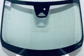 Предно стъкло VOLVO XC60 2021- АКУСТИКА+КАМЕРА+СЕНЗОР+HUD на ниска цена