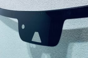 Предно стъкло VOLVO XC90 2015- АКУСТИКА+КАМЕРА+СЕНЗОР+GPS-2 на ниска цена