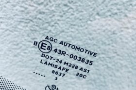 Предно стъкло VW ARTEON 2021 - АКУ+КАМ+СЕН-3 на ниска цена