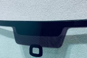 Предно стъкло VW BEETLE 3D 2011- СЕНЗОР+АНТЕНА-2 на ниска цена