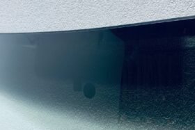 Предно стъкло VW CADDY 2004-2015 АНТЕНА-2 на ниска цена