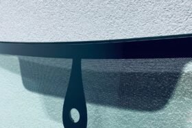 Предно стъкло VW CADDY 2015 - СЕНЗОР-2 на ниска цена