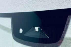 Предно стъкло VW CRAFTER 2024 - КАМЕРА + СЕНЗОР + ОРИГИНАЛ-2 на ниска цена