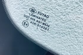 Предно стъкло VW EOS 2006-2015-3 на ниска цена