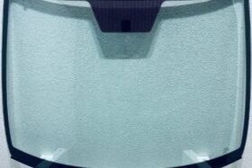 Предно стъкло VW FOX 2006-2011 АНТЕНА + ЦЕНА на ниска цена