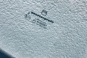 Предно стъкло VW GOLF IV GTI VW BORA 1997-2004 СИНЬО-3 на ниска цена