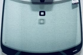 Предно стъкло VW GOLF PLUS 2005-2014 СЕНЗОР ЗА ДЪЖД/ЗАЗОР. на ниска цена